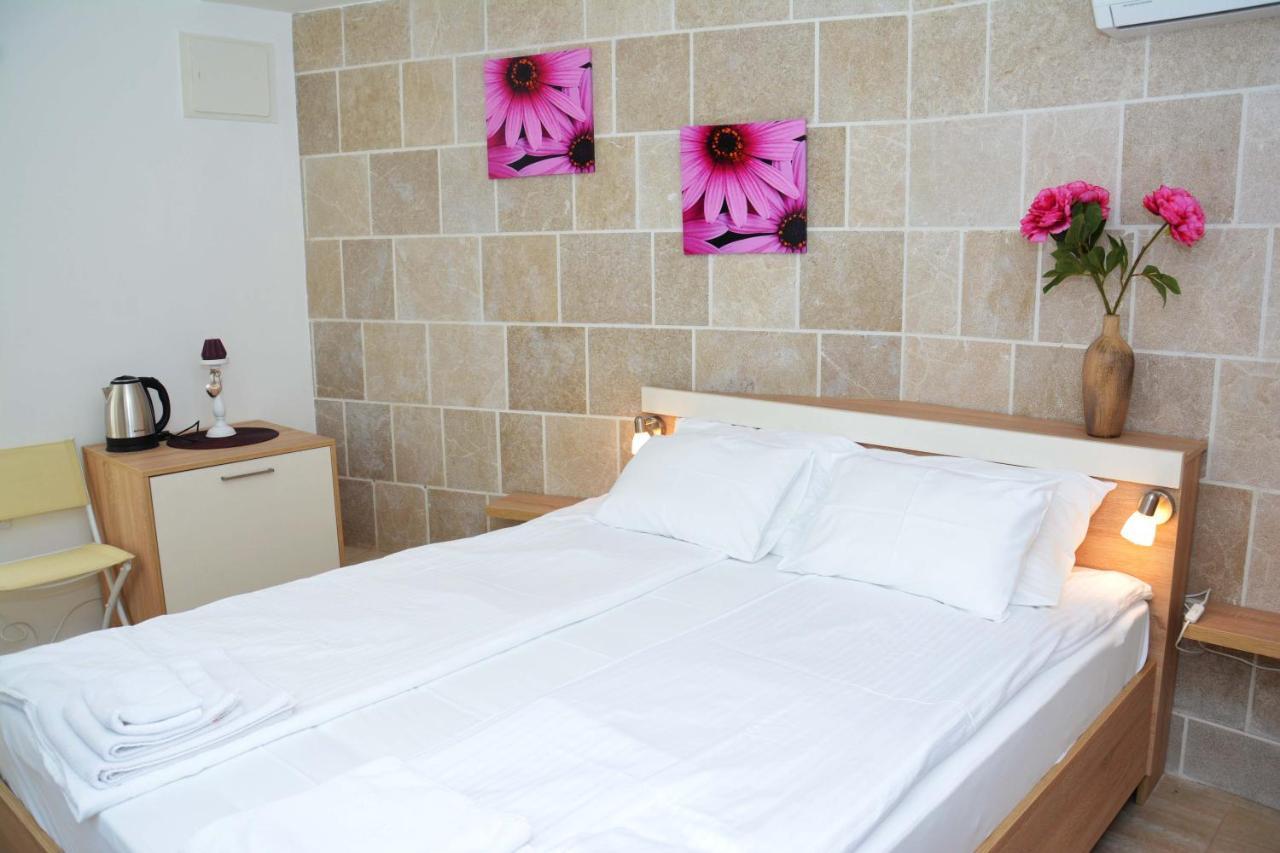 Apartments Harmonia Tivat Szoba fotó
