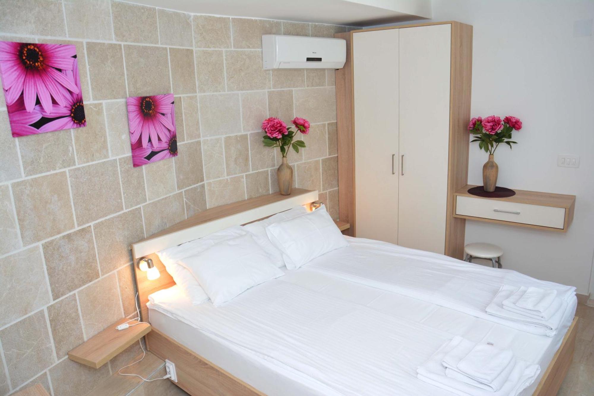 Apartments Harmonia Tivat Szoba fotó