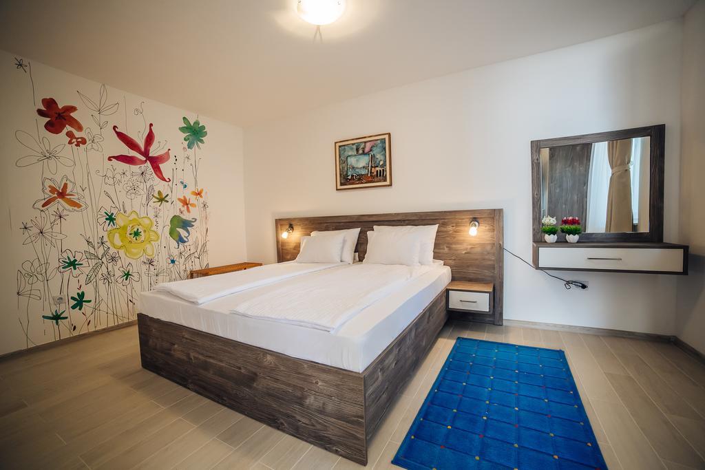 Apartments Harmonia Tivat Kültér fotó